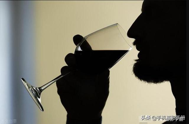 人物侧面简笔画 全身（卡通人物侧面简笔画）