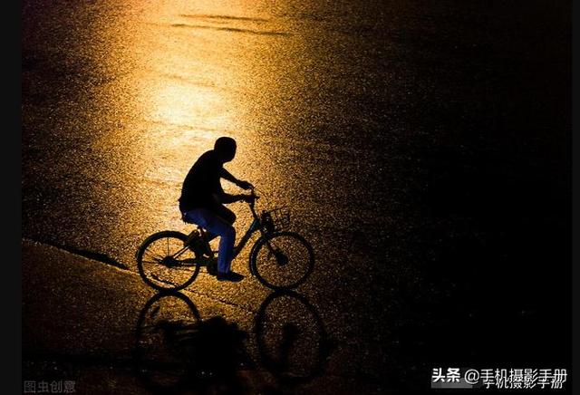 人物侧面简笔画 全身（卡通人物侧面简笔画）