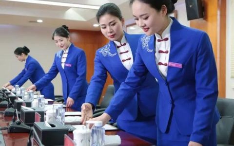 简单开会通知范文格式（简单开会通知范文公积金在常州政务大厅几楼）