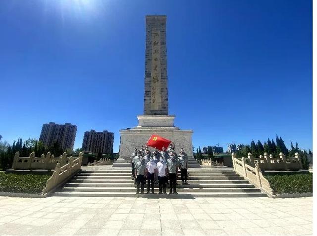晋普山煤业公司通风党支部和调度党支部联合进行――“学党章、强党性、做合格党员”主题党日活动