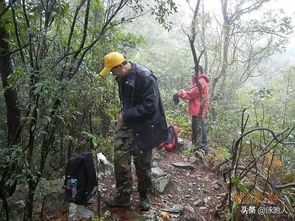 爬山作文400字四年级，第一次爬山作文400字四年级！