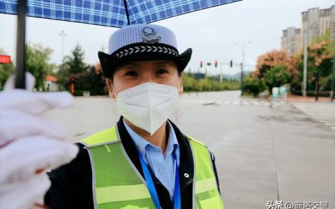 感动着我们，感动着你的感动
