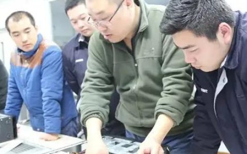 师傅错别字，老师傅的眼神差了点儿
