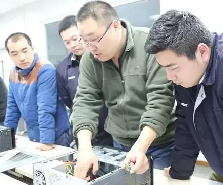 师傅错别字，老师傅的眼神差了点儿