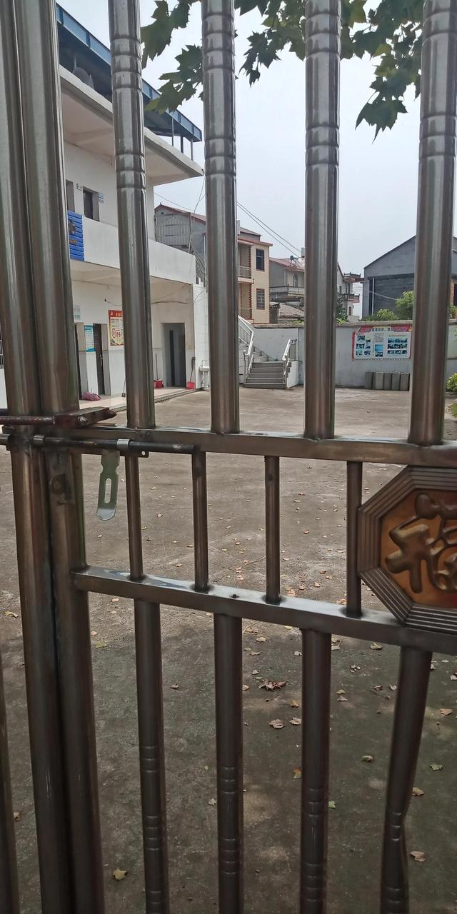 回首往事不因碌碌无为而悔恨是谁说的，回首往事不因碌碌无为而悔恨是谁说的说说！
