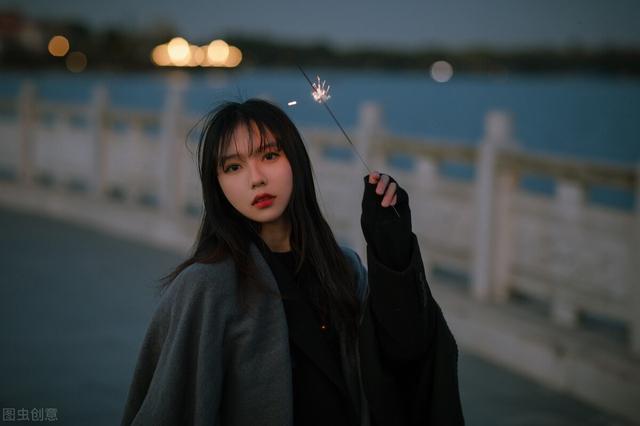 心中的爱恋是什么歌的歌词，心中的爱恋是什么歌的歌词啊！