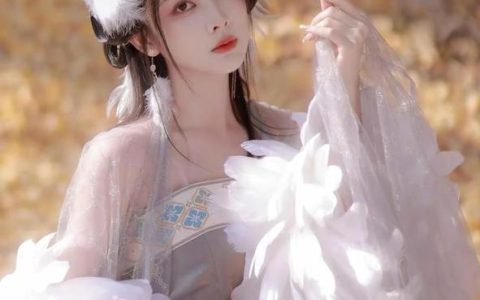 美无处不在只是缺少发现美的眼睛什么意思，美无处不在只是缺少发现美的眼睛出自！