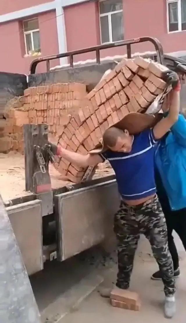 大专毕业生自我鉴定300字(优秀篇)，大专毕业生自我鉴定300字范文精选！