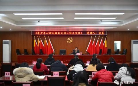 成长路上的明灯作文初三，成长路上的明灯作文600字记叙文