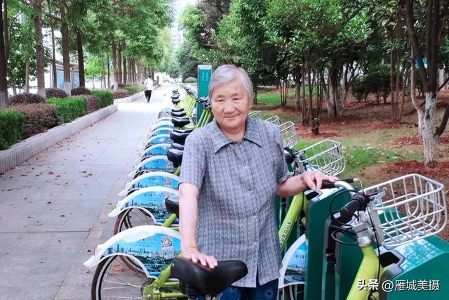 追悼词母亲通俗感人，追悼词母亲通俗感人句子