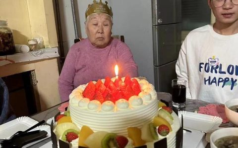 祝母亲生日的祝福语短，祝母亲生日的祝福语短句