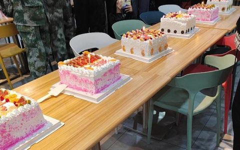 大一新生初入大学感想800字，走进大学校园的感想_作文(1)