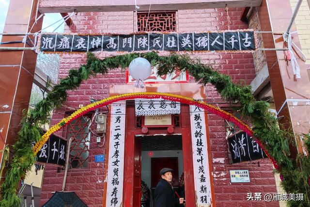 追悼词母亲通俗感人，追悼词母亲通俗感人句子